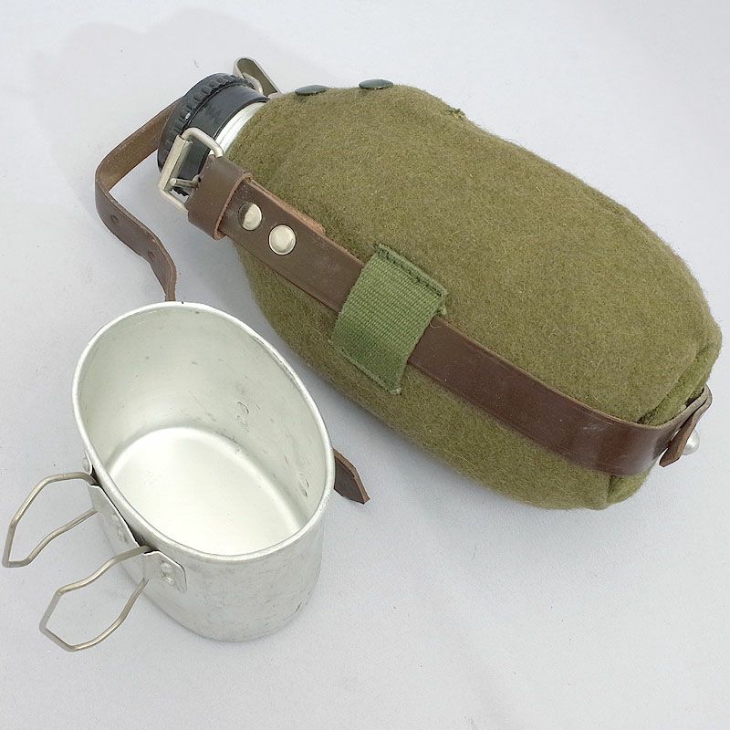 ルーマニア軍 キャンティーン カップ付き デッドストック