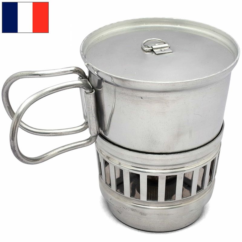 フランス軍のステンレス製アルコールストーブセット クッカーとバーナーが一体型！フランス軍のアルコールストーブ