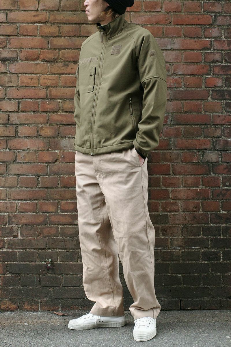 オランダ軍 ソフトシェルジャケット 胸ポケット無し USED JJ303UN