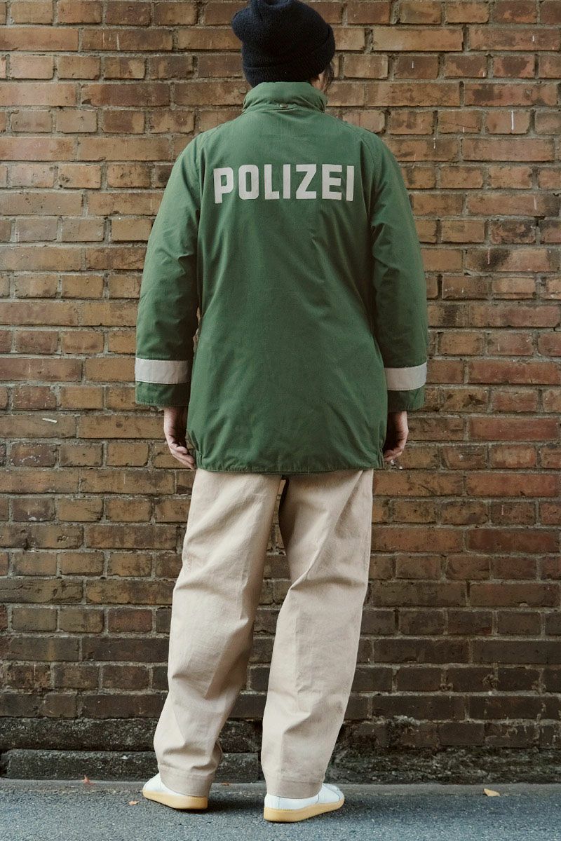 ドイツ ポリス ゴアテックス コート ライナー付き グリーン 90年代 (POLIZEIロゴ) USED ZJC524UN POLICE 警察  GORE-TEX 防水 透湿 ジャケット アウター パーカー 防寒着 保温 防風 フリースライナー リフレクター 実物 | ミリタリーショップ  シービーズ