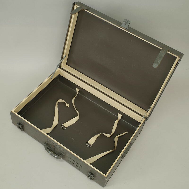 スウェーデン軍 ペーパー スーツケース 47×70×20cm USED SWD