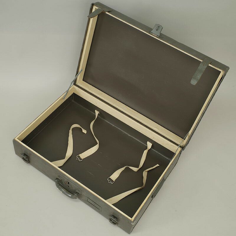 スウェーデン軍 ペーパー スーツケース 47×70×20cm USED SWD ボックス BOX 収納 ストック トランク インテリア 実物ミリタリー  軍物 軍モノ ミリタリーショップ シービーズ