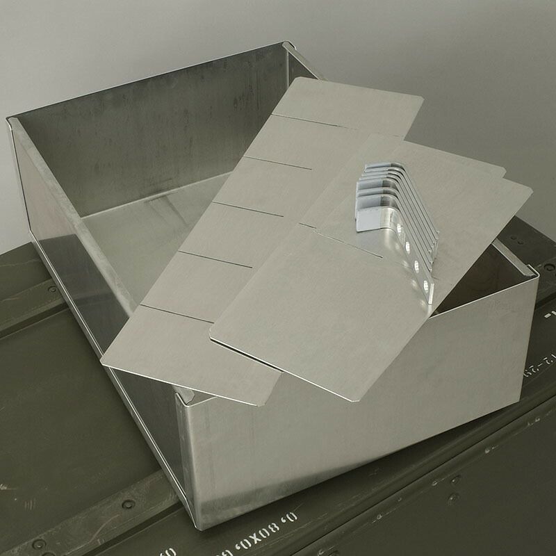 ドイツ軍 A20 アルミボックス ZARGES オリーブ 80×60×50cm USED ZBX541UN ツァーゲス ザーゲス 大型 BOX コンテナ 収納ケース ストック 運搬 ガレージ インテリア ディスプレイ 実物ミリタリー 軍物 軍モノ | ミリタリーショップ シービーズ Zarges ツァーゲス アルミコンテナ ドイツ軍 アーミー サバゲーキャンプ