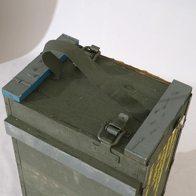 米軍放出 弾薬箱 大型 コンテナボックス 迫撃砲弾 - ミリタリー